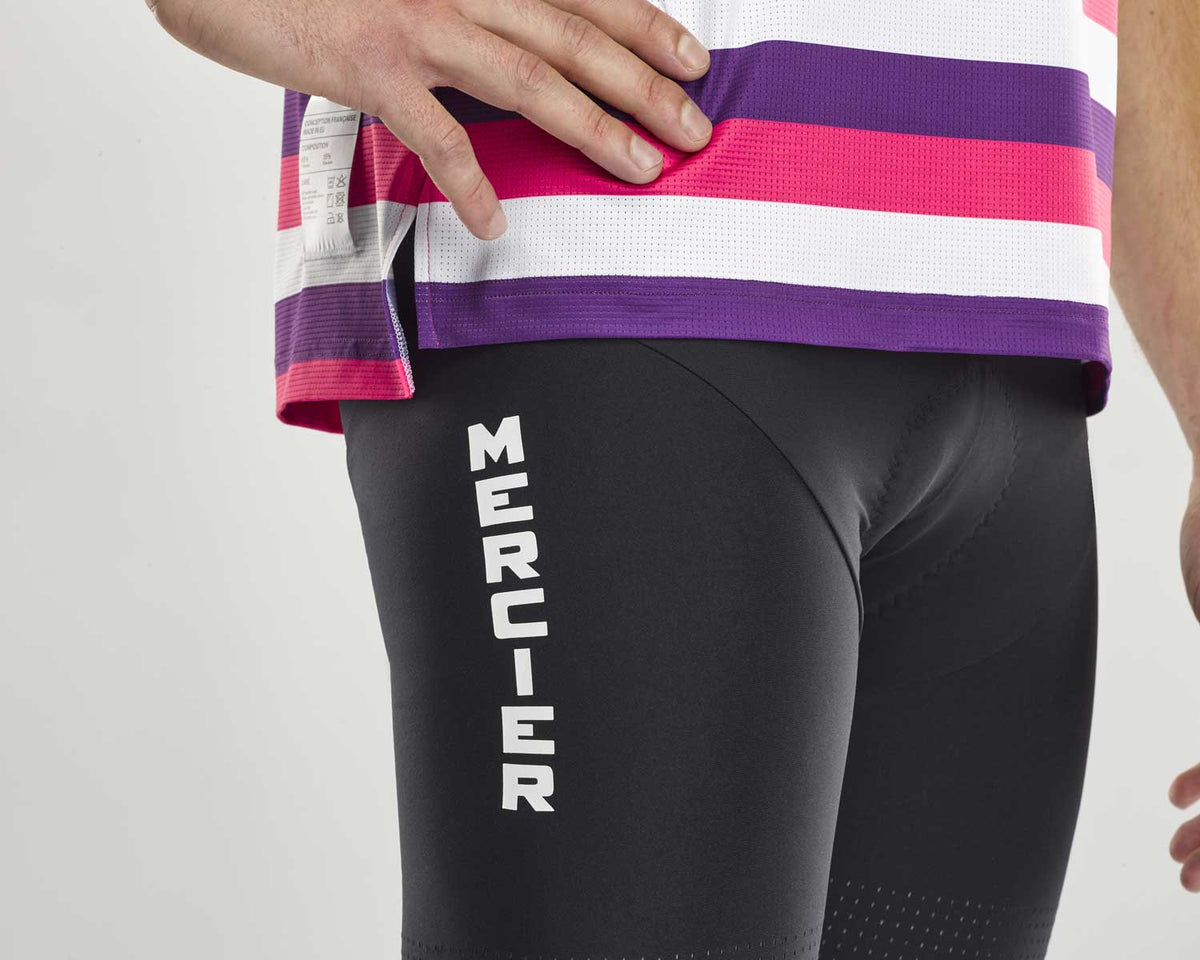 Sprint-Radhose getragen, in Bewegung